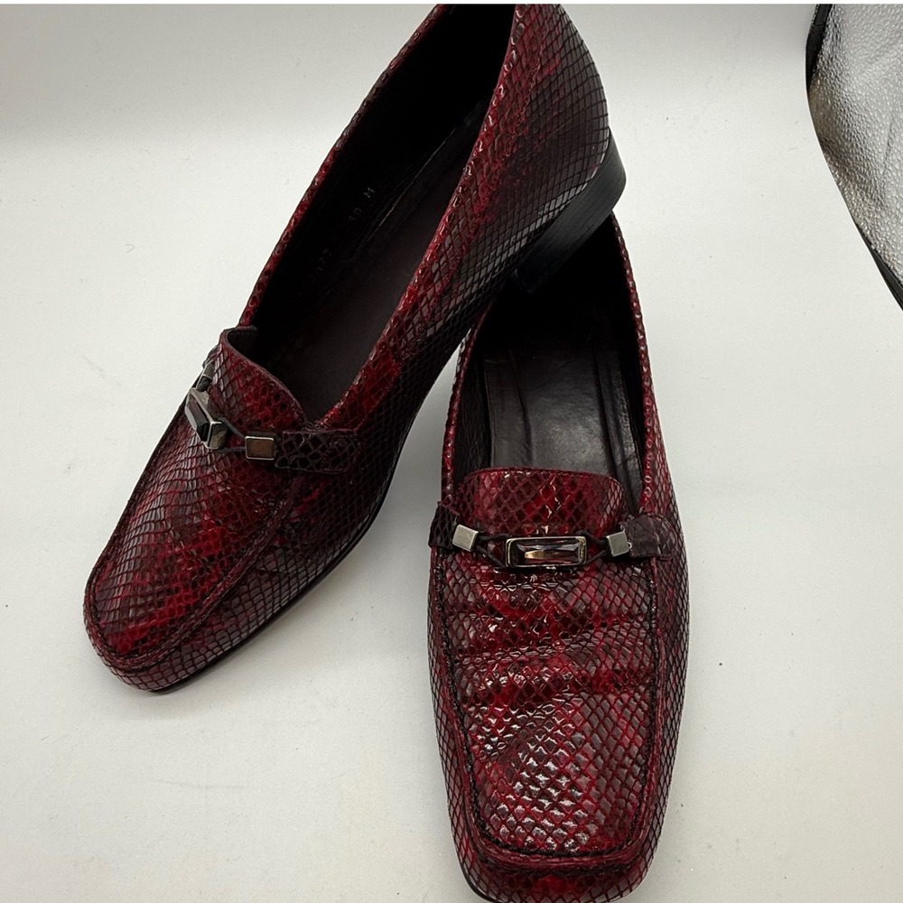 Stuart Weitzman Red Snakeskin Embossed Leather Bit Loafers Spain 10M mob wife